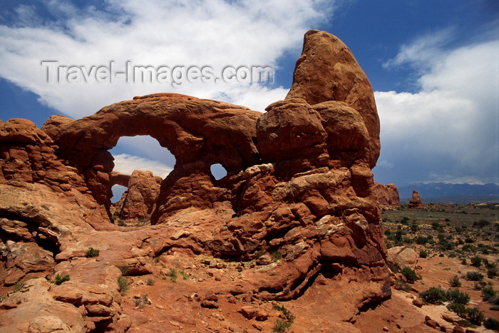 usa1701: Arches National Park, Utah, USA: Turret Arch - South Window in the background - photo by C.Lovell - (c) Travel-Images.com - Stock Photography agency - Image Bank