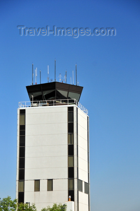 usa1763: Boise, Idaho, USA: civil control tower - Boise Airport - Gowen Field - BOI - photo by M.Torres - (c) Travel-Images.com - Stock Photography agency - Image Bank