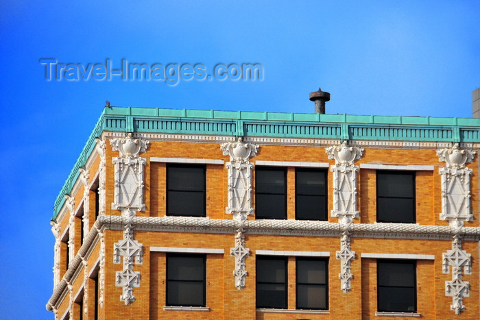 usa1766: Minneapolis, Minnesota, USA: MGEX - Grain Exchange East Building - brick Skyscraper  with  Renaissance Revival  terra-cotta decoration - architects Long, Lamoreaux and Long - 412 South 4th Street - Downtown West - photo by M.Torres - (c) Travel-Images.com - Stock Photography agency - Image Bank