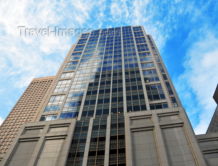 usa1775: Minneapolis, Minnesota, USA: Fifty South Sixth - Dorsey and Whitney Tower - architects Kendall Heaton Associates - postmodern style - 50 6th Street South - Downtown West - photo by M.Torres - (c) Travel-Images.com - Stock Photography agency - Image Bank