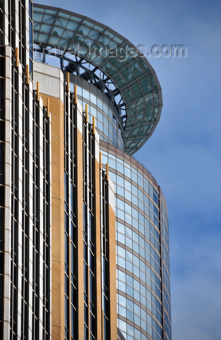 usa1779: Minneapolis, Minnesota, USA:  Capella Tower, aka 225 South Sixth, former First Bank Place behind the Wells Fargo Center - designed by the architectural firm of Pei Cobb Freed and Partners - photo by M.Torres - (c) Travel-Images.com - Stock Photography agency - Image Bank