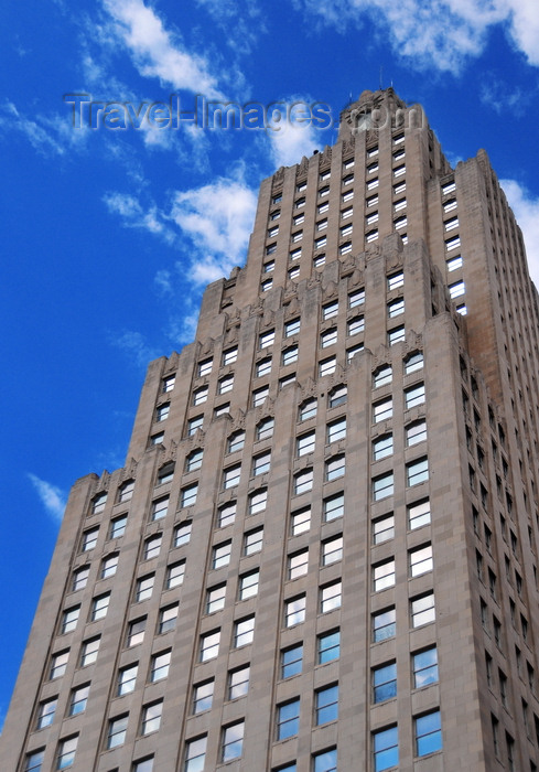 usa1821: Kansas City, Missouri, USA: Kansas City Power and Light Building - classical skyscraper built in 1931 - a telescoping, vertical perspective - south elevation - 1330 Baltimore Ave. - photo by M.Torres - (c) Travel-Images.com - Stock Photography agency - Image Bank