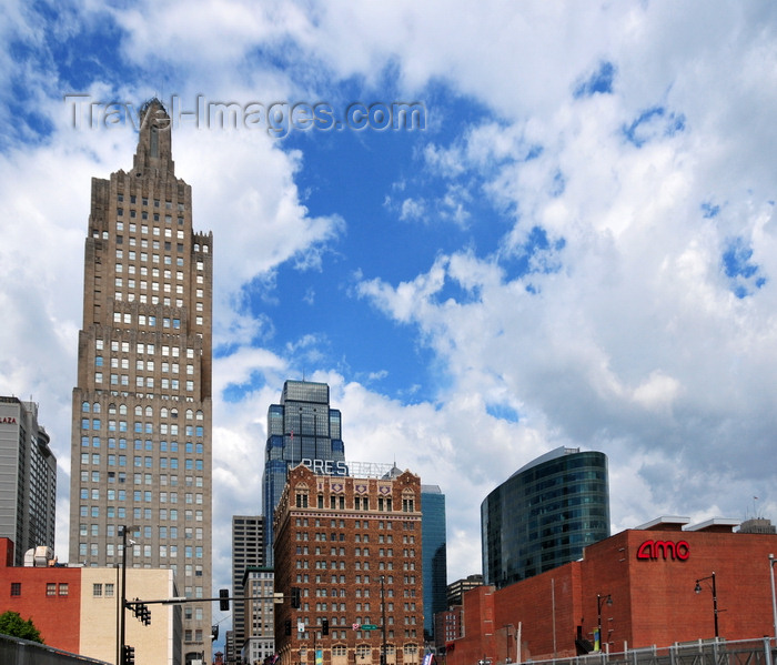 usa1828: Kansas City, Missouri, USA: Kansas City skyline from Power and Light Entertainment District - Kansas City Power and Light Building on the left - photo by M.Torres - (c) Travel-Images.com - Stock Photography agency - Image Bank