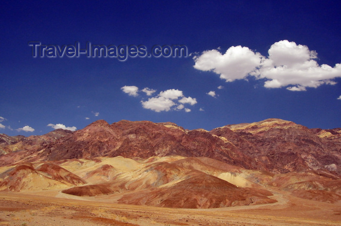 usa1847: Death Valley National Park, California, USA:  Amargosa Range along Badwater Road - colorful hills - curved bands of clayish rock in vivid hues of green, white, pink and black - photo by M.Torres - (c) Travel-Images.com - Stock Photography agency - Image Bank