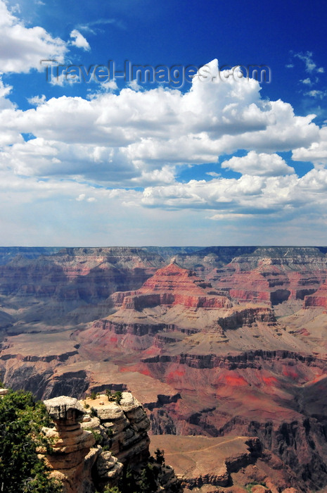 usa1870: Grand Canyon National Park, Arizona, USA: South Rim from the edge of the precipice - Shiva Temple and Isis Temple formations - photo by M.Torres - (c) Travel-Images.com - Stock Photography agency - Image Bank