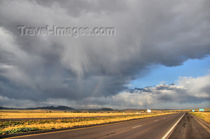 usa1882: I-40, Arizona, USA: a storm advances on Interstate 40 - photo by M.Torres - (c) Travel-Images.com - Stock Photography agency - Image Bank