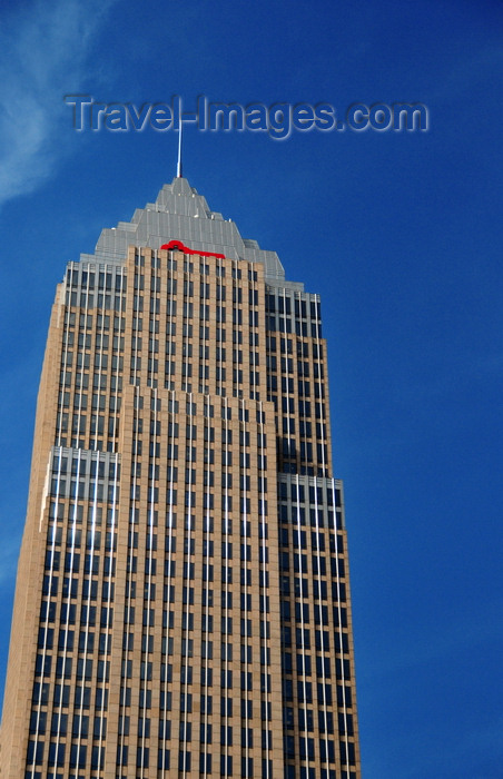 usa1890: Cleveland, Ohio, USA: Key Tower, Cleveland's tallest building at 57 stories and a height of 888 feet - designed by architect César Pelli as the Society Center in postmodern style - photo by M.Torres - (c) Travel-Images.com - Stock Photography agency - Image Bank