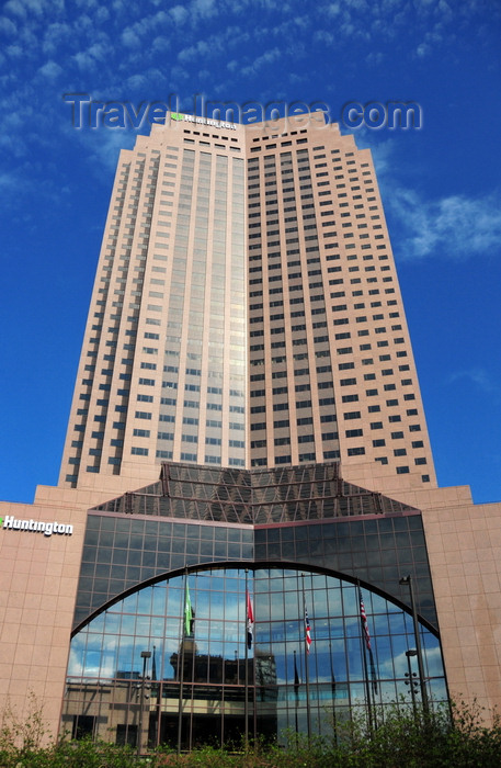 usa1896: Cleveland, Ohio, USA: 200 Public Square - BP Tower - Western  facade - 200-230 Public Square - photo by M.Torres - (c) Travel-Images.com - Stock Photography agency - Image Bank