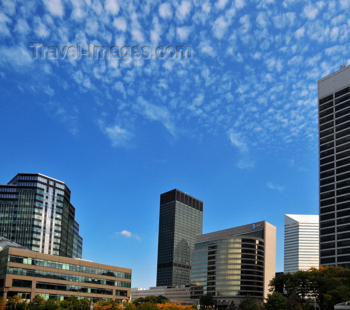 usa1907: Cleveland, Ohio, USA: skyline from Willard Park -  left to right North Point Tower, Erieview Tower, AT&T building, One Cleveland Center, Federal Building - photo by M.Torres - (c) Travel-Images.com - Stock Photography agency - Image Bank