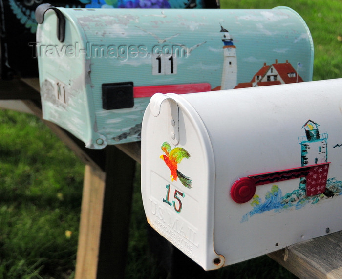 usa1915: York, Maine, New England, USA: mailboxes decorated with lighthouses - Western Point Road - photo by M.Torres - (c) Travel-Images.com - Stock Photography agency - Image Bank