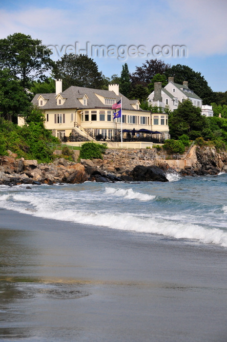 usa1917: York, Maine, New England, USA: Harbor beach and waterfront hotel - photo by M.Torres - (c) Travel-Images.com - Stock Photography agency - Image Bank