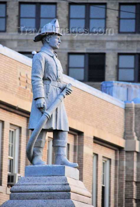 usa1928: Portland, Maine, New England, USA: Fireman's Memorial - Old firehouse - photo by M.Torres - (c) Travel-Images.com - Stock Photography agency - Image Bank