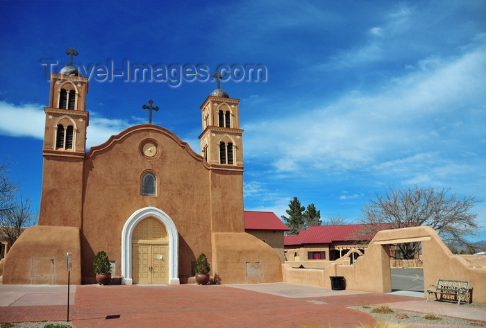 usa1967: Socorro, New Mexico, USA: San Miguel Mission, symbol of the Spanish Catholic heritage, celebrated by the annual Fiestas - the last governor of New Mexico before the American-occupation, Manuel Armijo, is buried at the church - photo by M.Torres - (c) Travel-Images.com - Stock Photography agency - Image Bank