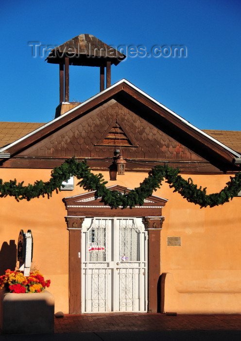 usa1982: Albuquerque, Bernalillo County, New Mexico, USA: Old City - first public school in town, built in 1881 by the Sisters of Charity - Trader Barb's gallery - photo by M.Torres - (c) Travel-Images.com - Stock Photography agency - Image Bank