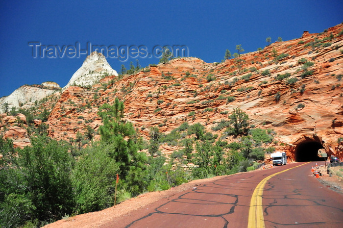 usa2090: Zion National Park, Utah, USA: tunnel on the Zion-Mt. Carmel Highway - photo by M.Torres - (c) Travel-Images.com - Stock Photography agency - Image Bank