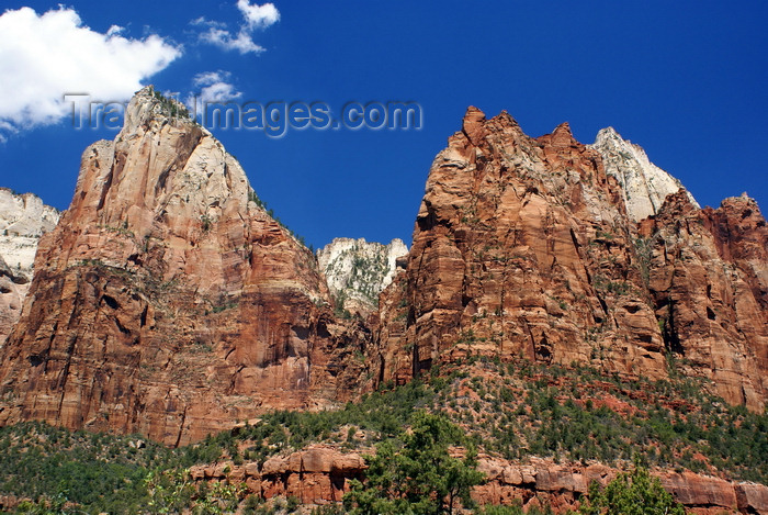 usa2098: Zion National Park, Utah, USA: Court of the Patriarchs - Navajo Sandstone - photo by A.Ferrari - (c) Travel-Images.com - Stock Photography agency - Image Bank