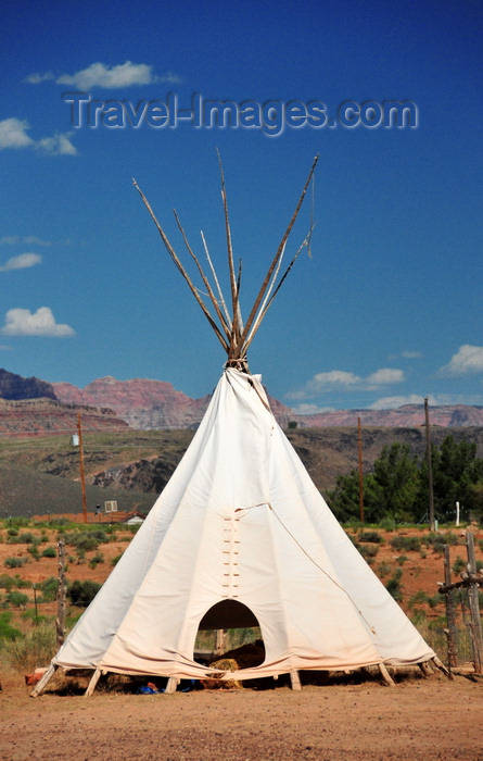 usa2128: Virgin, Washington county, Utah, USA: Fort Zion Trading Post - Indian tepee - photo by M.Torres - (c) Travel-Images.com - Stock Photography agency - Image Bank