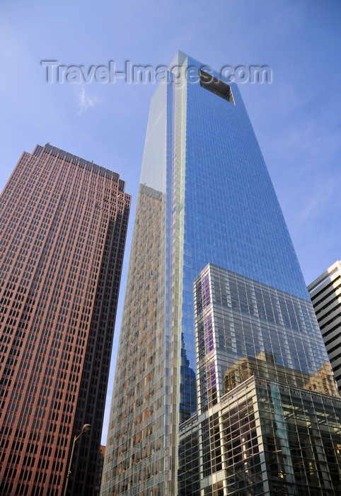 usa215: Philadelphia, Pennsylvania, USA: Bell Atlantic Tower, designed by Kling Lindquist architects and Comcast Center, by Robert A. M. Stern Architects - view from John F Kennedy Blvd - photo by M.Torres - (c) Travel-Images.com - Stock Photography agency - Image Bank
