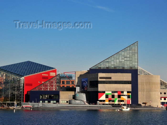 usa2154: Baltimore, Maryland, USA: USS Torsk submarine docked in front of the National Aquarium - Pier 4 - Inner Harbor - photo by M.Torres - (c) Travel-Images.com - Stock Photography agency - Image Bank