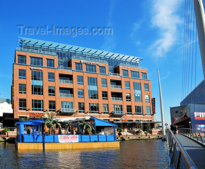usa2180: Baltimore, Maryland, USA: cable-stayed bridge over Dugan's Wharf, offices of Ernst and Young and floating restaurant - Inner Harbor - photo by M.Torres - (c) Travel-Images.com - Stock Photography agency - Image Bank