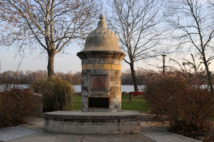 usa222: Bristol, Bucks County, Pennsylvania, USA: Puerto Rican memorial, in the shape of a Spanish guerite - photo by N.Chayer - (c) Travel-Images.com - Stock Photography agency - Image Bank