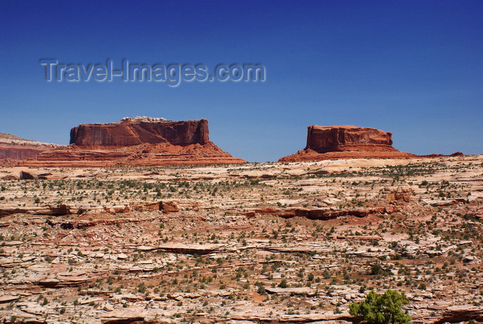 usa2225: Canyonlands National Park, Utah, USA: mesas against the sky - photo by A.Ferrari - (c) Travel-Images.com - Stock Photography agency - Image Bank