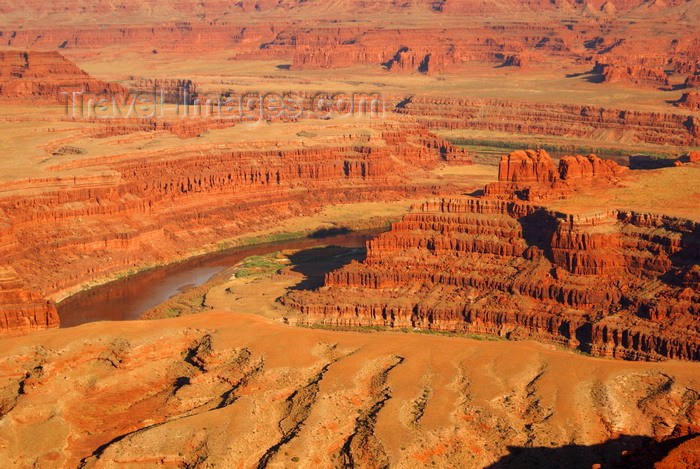 usa2233: Dead Horse Point State Park, Utah, USA: canyon seen from the Rim Walk - Gooseneck of the Colorado River - near Moab, edge of Canyonlands National Park - photo by A.Ferrari - (c) Travel-Images.com - Stock Photography agency - Image Bank