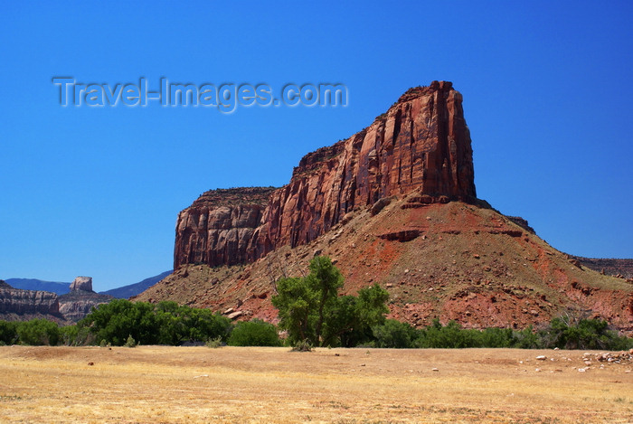 usa2234: Canyonlands National Park, Utah, USA: lonely butte - photo by A.Ferrari - (c) Travel-Images.com - Stock Photography agency - Image Bank