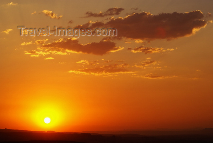 usa2240: Lake Powell, Utah, USA: sunset from Rainbow Bridge National Monument - photo by A.Ferrari - (c) Travel-Images.com - Stock Photography agency - Image Bank