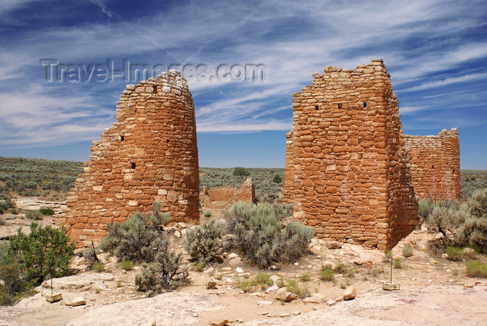 usa2244: Hovenweep National Monument, Utah, USA: ruins of a fort of the Pueblo, or Anasazi, people - Cajon Mesa of the Great Sage Plain - photo by A.Ferrari - (c) Travel-Images.com - Stock Photography agency - Image Bank