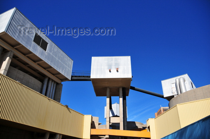 usa2273: Oklahoma City, OK, USA: Stage Center - an eccentric masterpiece of avant-garde modern architecture and an iconic building - 400 W. Sheridan avenue - designed in the 1960s by Walter Gropius student, architect John M. Johansen for Mummers Theater - photo by M.Torres - (c) Travel-Images.com - Stock Photography agency - Image Bank