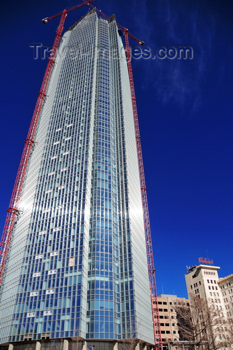usa2278: Oklahoma City, OK, USA: Devon Energy Tower - 325 West Sheridan Avenue - seen from the base - photo by M.Torres - (c) Travel-Images.com - Stock Photography agency - Image Bank