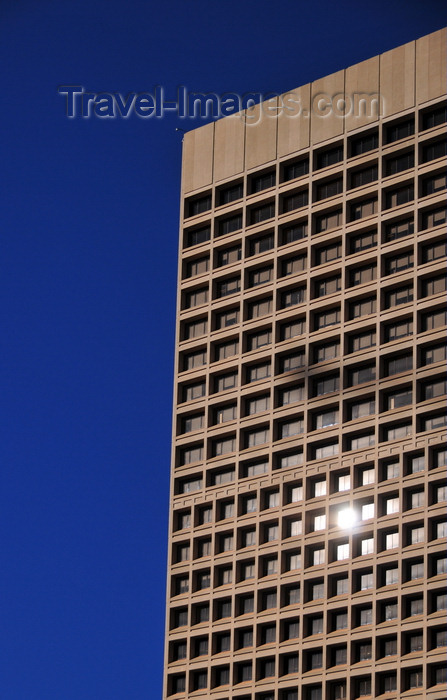 usa2312: Oklahoma City, OK, USA: SandRidge Center, former Kerr-McGee Tower - HQ of SandRidge Energy Corporation - central business district - 123 Robert S. Kerr Avenue - architect Pietro Belluschi - photo by M.Torres - (c) Travel-Images.com - Stock Photography agency - Image Bank