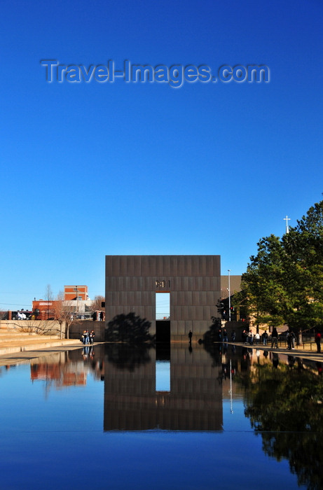 usa2317: Oklahoma City, OK, USA: Oklahoma City National Memorial - reflecting pool and one of the bronze gates called 'The Gates of Time' - photo by M.Torres - (c) Travel-Images.com - Stock Photography agency - Image Bank