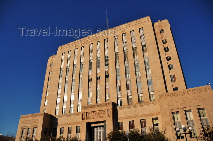 usa2332: Oklahoma City, OK, USA: Oklahoma County Courthouse - Art Deco façade - 321 Park Avenue - photo by M.Torres - (c) Travel-Images.com - Stock Photography agency - Image Bank