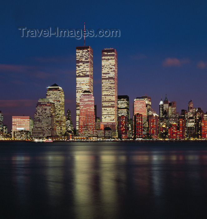 usa234: USA - Manhattan (New York): south of the island, still with the WTC twin towers - photo by A.Bartel - (c) Travel-Images.com - Stock Photography agency - Image Bank