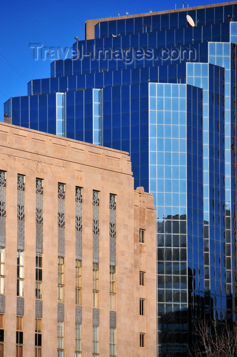 usa2341: Oklahoma City, OK, USA: Oklahoma County Courthouse and Leadership Square - limestone vs. curtain glass - photo by M.Torres - (c) Travel-Images.com - Stock Photography agency - Image Bank