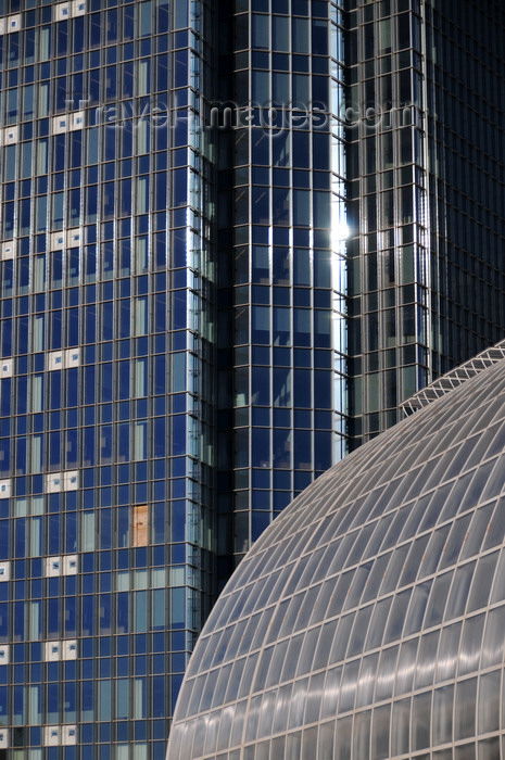 usa2343: Oklahoma City, OK, USA: glass facades of Devon Tower and Crystal Bridge Tropical Conservatory, seen from Myriad Botanical Gardens - photo by M.Torres - (c) Travel-Images.com - Stock Photography agency - Image Bank