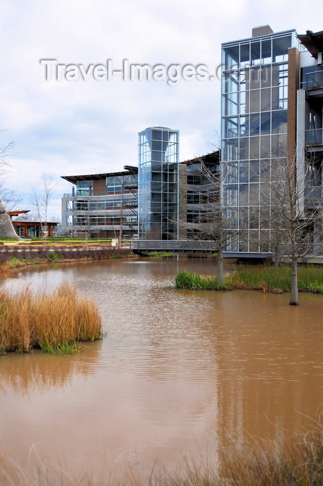 usa2358: Little Rock, Arkansas, USA: Heifer International headquarters and pond - Reese Rowland at Polk Stanley Yeary Architects - platinum-rated building under LEED certification - photo by M.Torres - (c) Travel-Images.com - Stock Photography agency - Image Bank