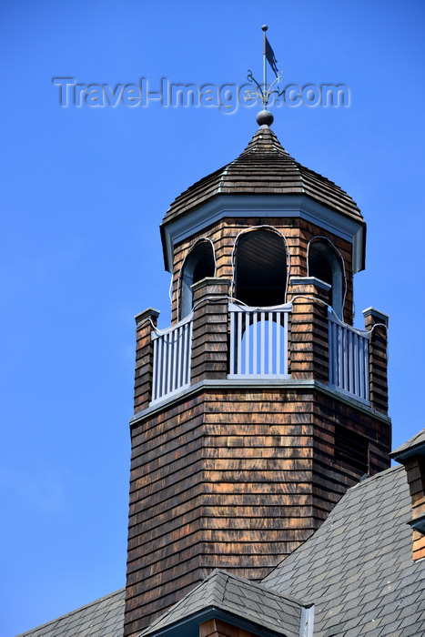 usa2411: Narragansett Pier, Washington County, Rhode Island, USA: The Towers - shingle covered observation turret with weathervane - Ocean road - Victorian Shingle style architecture - photo by M.Torres - (c) Travel-Images.com - Stock Photography agency - Image Bank