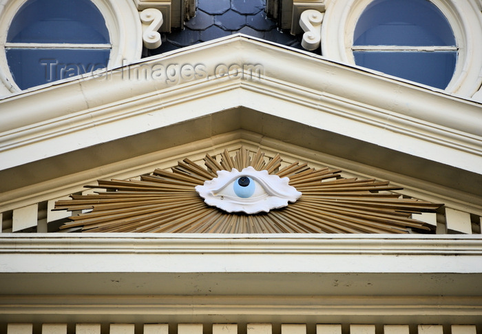usa2463: Wilimington, Delaware: Masonic Hall and Grand Opera House built in 1871 by the Delaware Grand Lodge of Masons, Second Empire style, architect Thomas Dixon - oculi and tympanum with the Eye of Providence, the eye of the Great Architect of the Universe - photo by M.Torres - (c) Travel-Images.com - Stock Photography agency - Image Bank