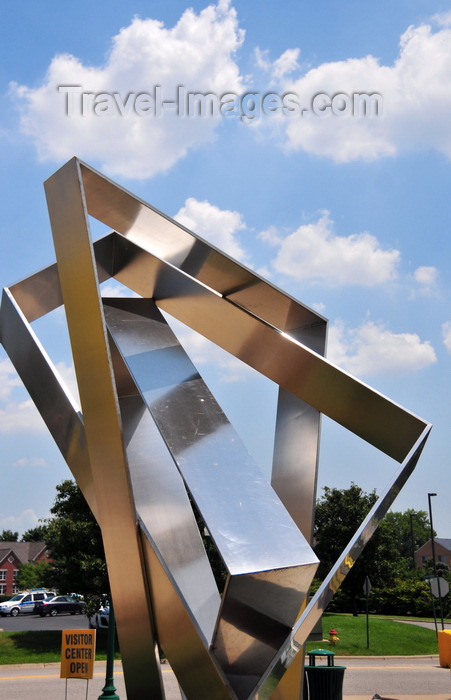usa2469: Jeffersonville, Clark County, Indiana, USA: abstract metal sculpture by the Southern Indiana Visitors Center - photo by M.Torres - (c) Travel-Images.com - Stock Photography agency - Image Bank