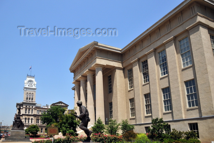 usa2481: Louisville, Kentucky, USA: Louisville Metro Hall, formerly the Jefferson County Courthouse with the City Hall in the background - Jefferson Street - photo by M.Torres - (c) Travel-Images.com - Stock Photography agency - Image Bank