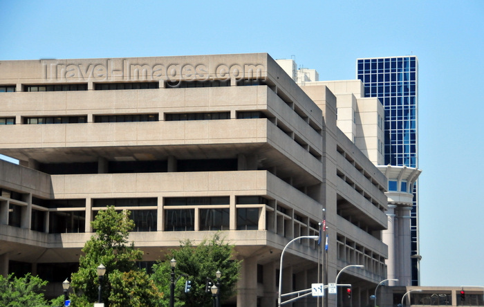 usa2484: Louisville, Kentucky, USA: Louisville Hall of Justice - 6th and Jefferson - concrete building looking like a public garage - photo by M.Torres - (c) Travel-Images.com - Stock Photography agency - Image Bank