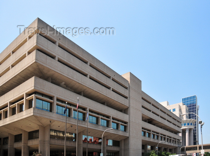 usa2496: Louisville, Kentucky, USA: Louisville Hall of Justice - 6th and Jefferson - concrete building looking like a public garage - the Judicial Center building can be seen on the background - photo by M.Torres - (c) Travel-Images.com - Stock Photography agency - Image Bank