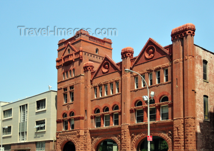 usa2498: Louisville, Kentucky, USA: Old Fire Station red brick facade on Jefferson Street - former Fire Department Headquarters - Richardsonian Romanesque style, designed by the McDonald Brothers - photo by M.Torres - (c) Travel-Images.com - Stock Photography agency - Image Bank