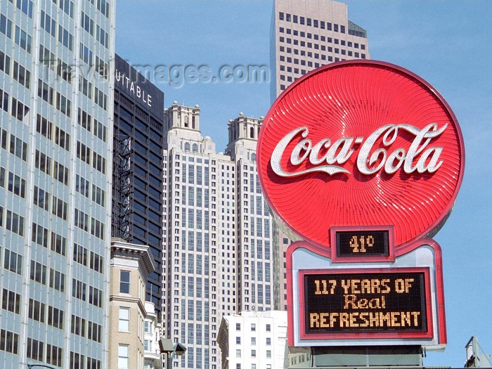 usa250: Atlanta (Georgia): 41º C in Coke town - photo by M.Bergsma - (c) Travel-Images.com - Stock Photography agency - Image Bank