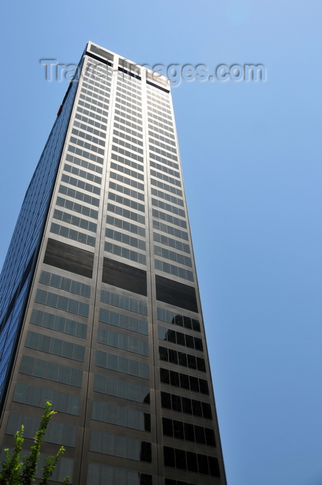 usa2517: Louisville, Kentucky, USA: National City Tower, skyscraper on South Fifth Street - architects Wallace Harrison and Max Abramovitz - formerly known as First National Tower, First National Bank and National City Tower - photo by M.Torres - (c) Travel-Images.com - Stock Photography agency - Image Bank