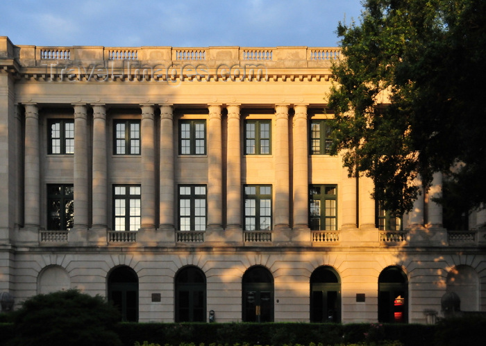 usa2540: Charlotte, North Carolina, USA: Old Charlotte City Hall - architect Christian Hook - Classical Revival style - E. Trade Street - photo by M.Torres - (c) Travel-Images.com - Stock Photography agency - Image Bank