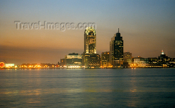 usa27: Jersey City, New Jersey, USA: view from the water - nocturnal - photo by M.Torres - (c) Travel-Images.com - Stock Photography agency - Image Bank